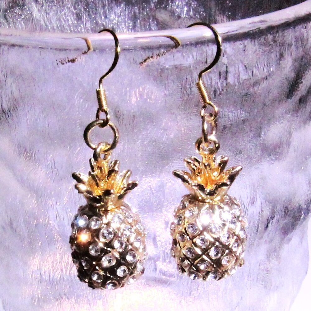 NWOT Gold Pineapple and Rhinestones Drop Earrings - Picture 6 of 8